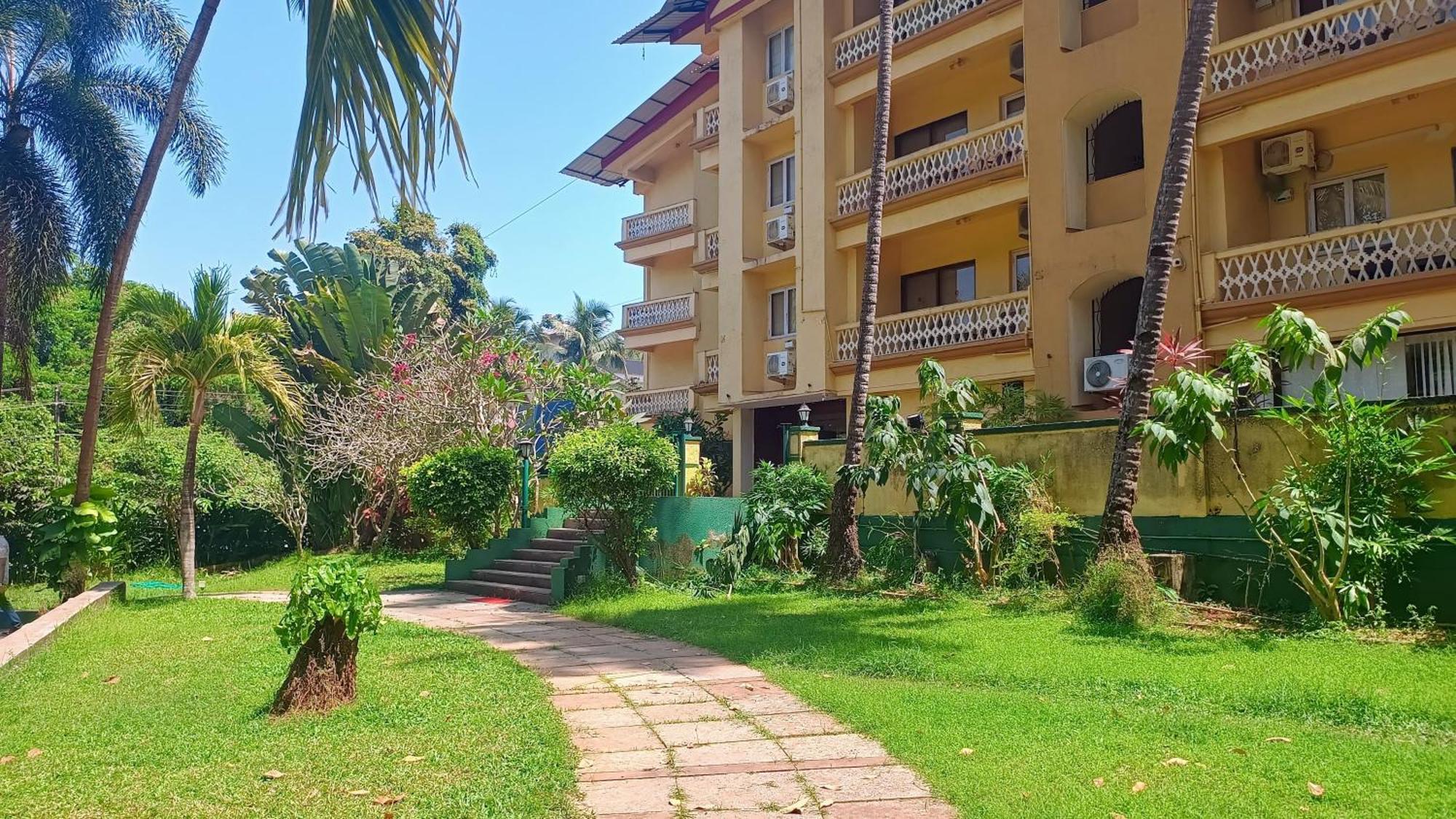 Golden Landmark Green Valley Beach Resort 多纳保拉 外观 照片