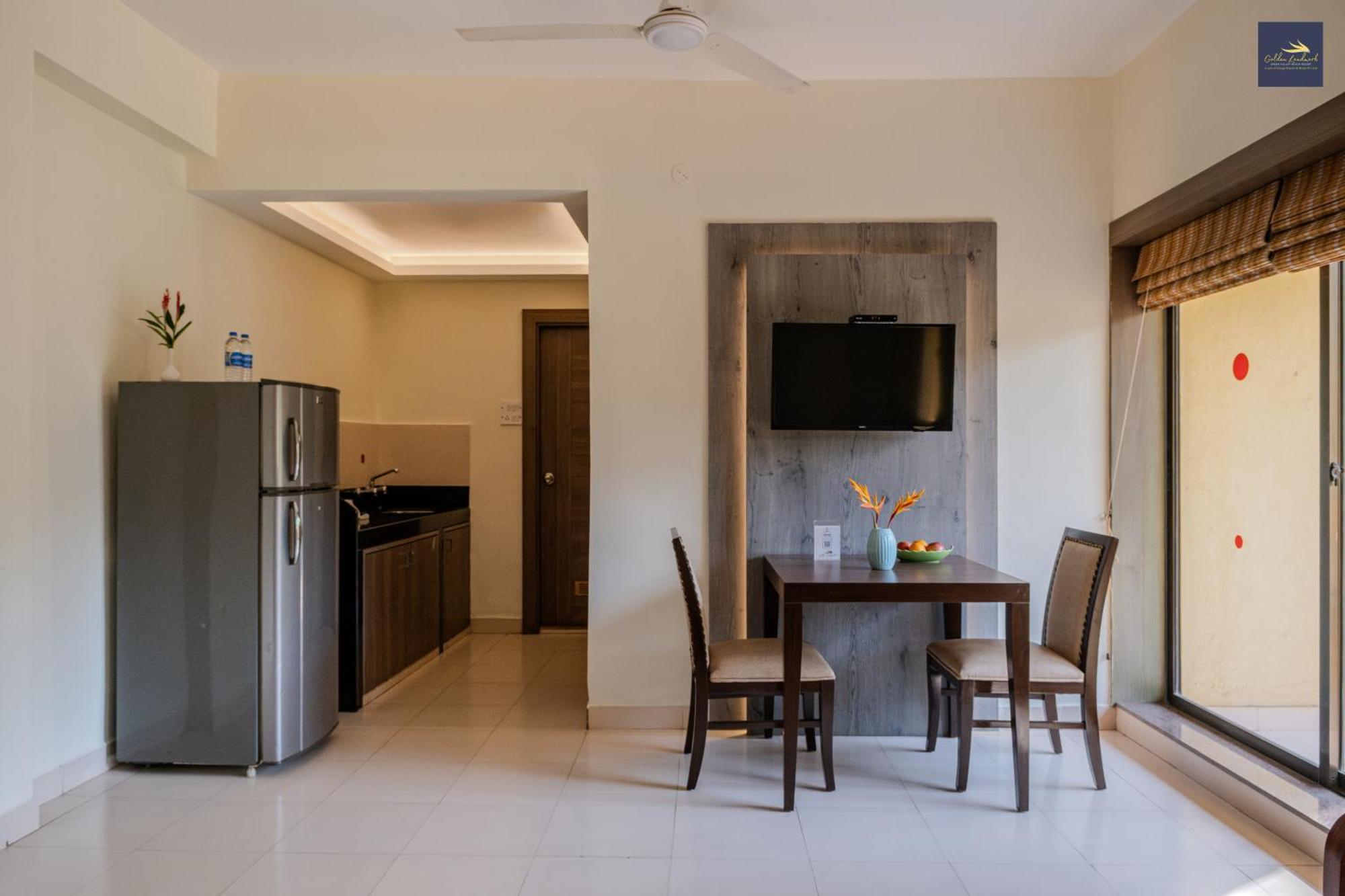 Golden Landmark Green Valley Beach Resort 多纳保拉 外观 照片